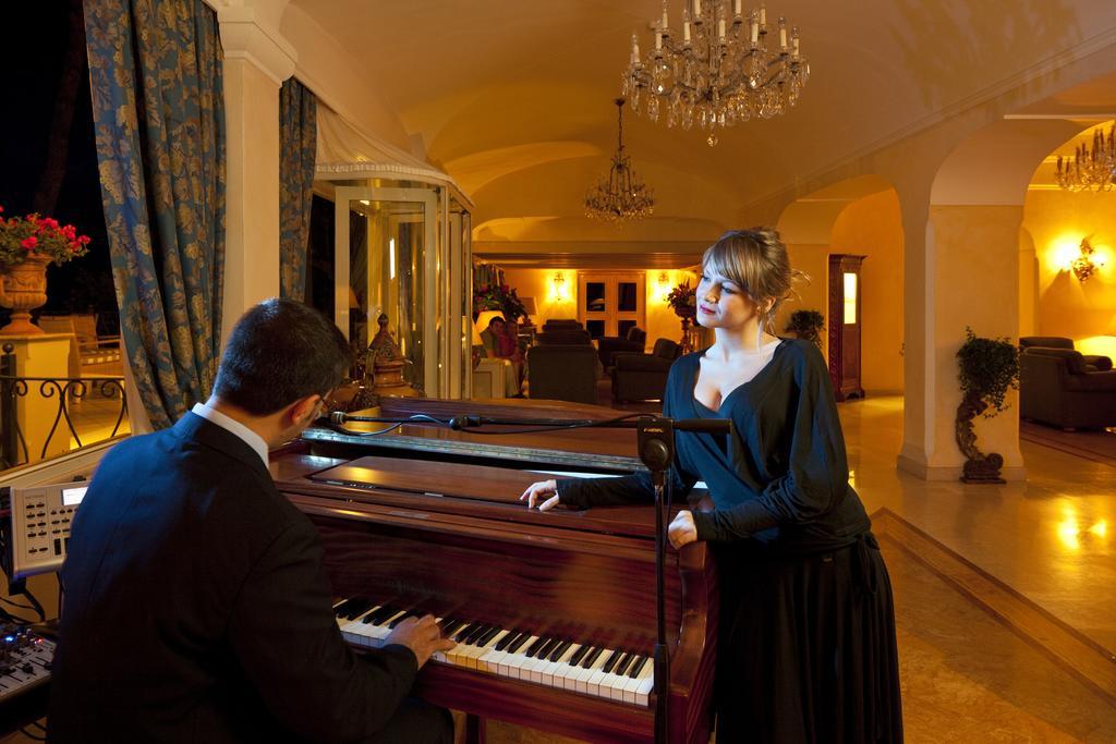 Excelsior Belvedere & 5* Isquia