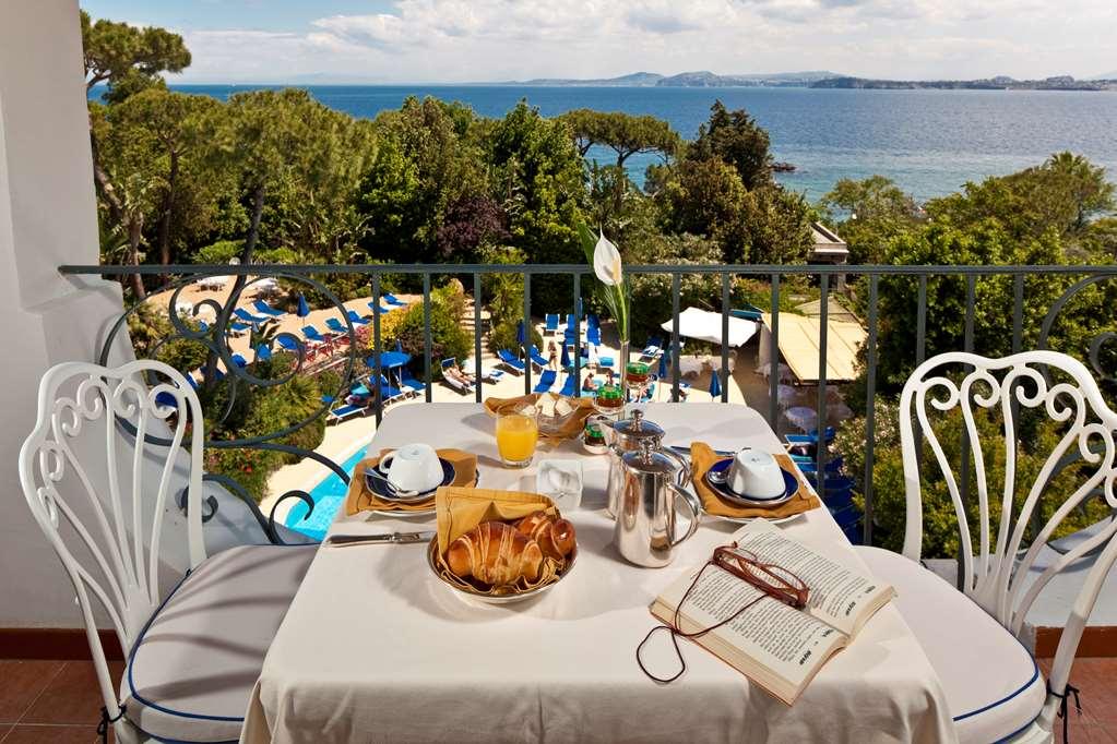 Excelsior Belvedere & Hotel